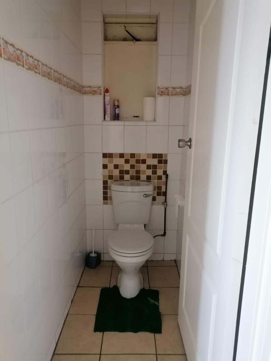 To Let 2 Bedroom Property for Rent in Humewood Eastern Cape